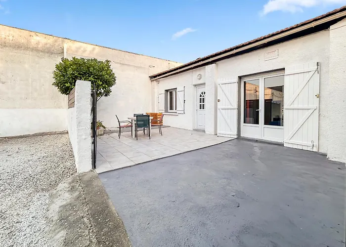 Apartamento Terrasse, Parking & Confort Au Coeur De