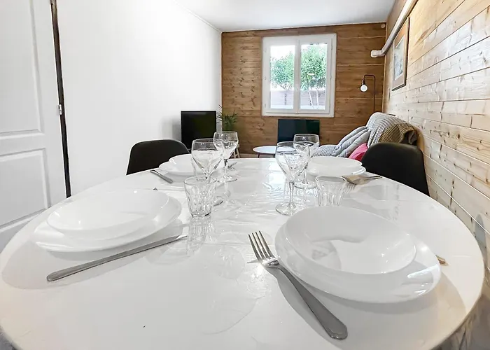 Apartamento Terrasse, Parking & Confort Au Coeur De Carcassonne