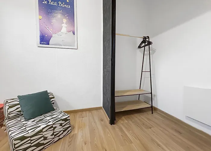 Apartamento Terrasse, Parking & Confort Au Coeur De Carcassonne